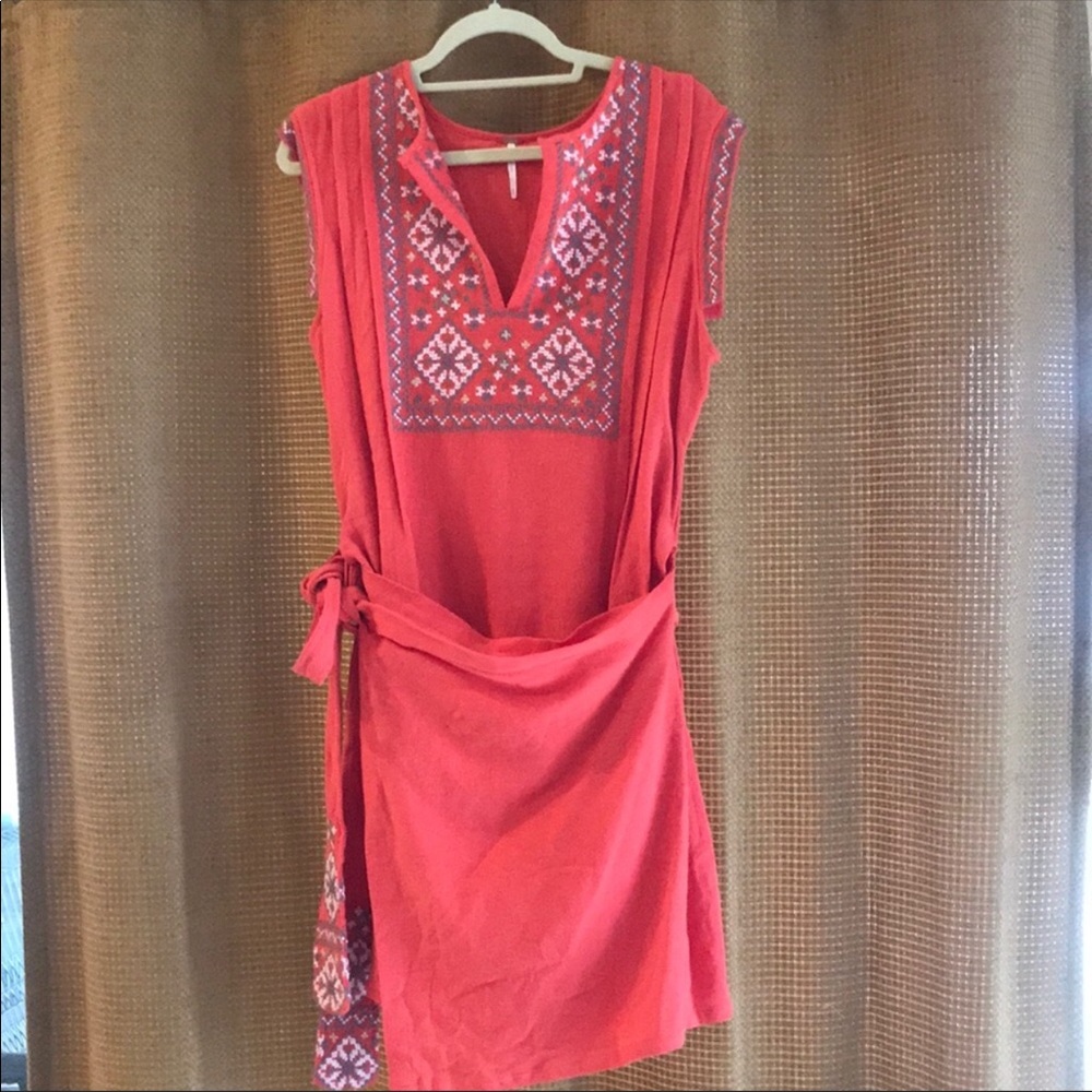 💥💥FREEPEOPLE EMBROIDERED MINI NWOT